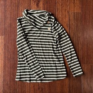 Woman’s Green and White Top